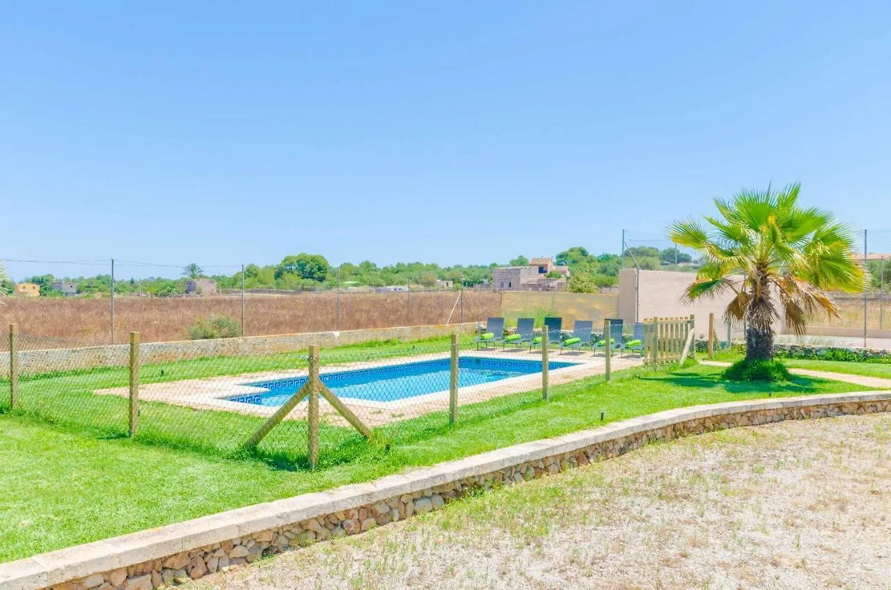 Es Moli Vila Muro 0*,  Espanha